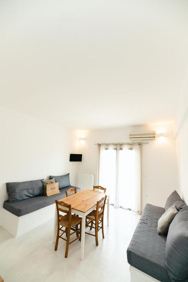 Muses Apartments 아이아 아나 외부 사진