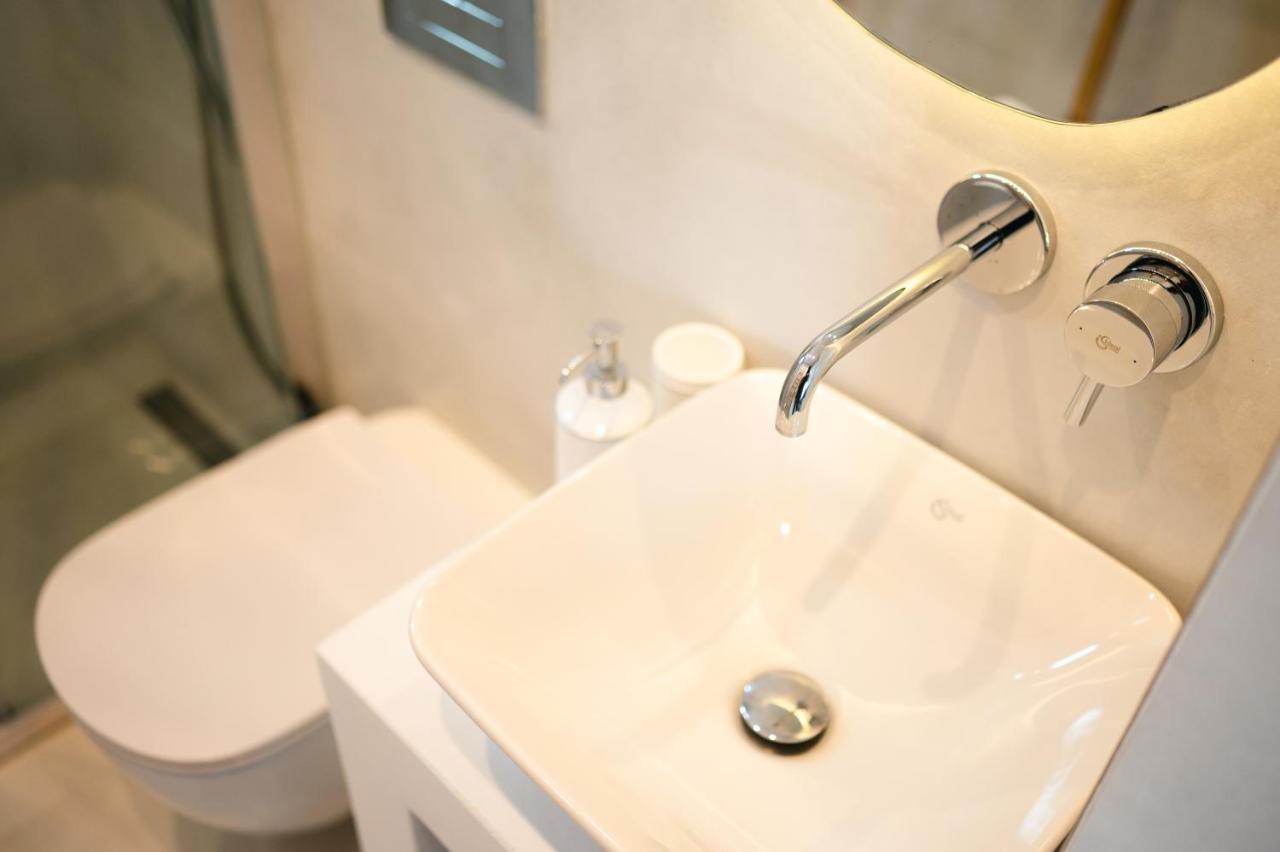 Muses Apartments 아이아 아나 외부 사진