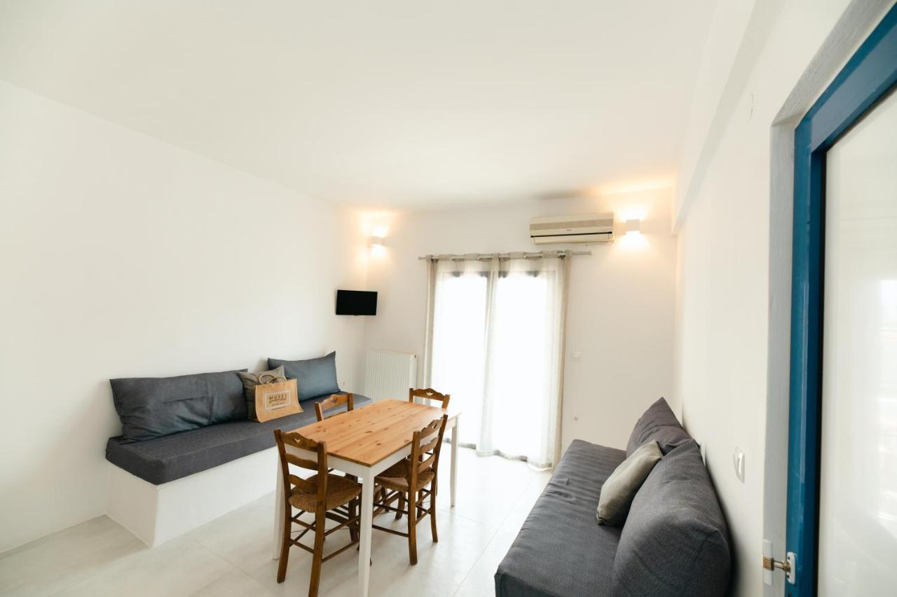 Muses Apartments 아이아 아나 외부 사진